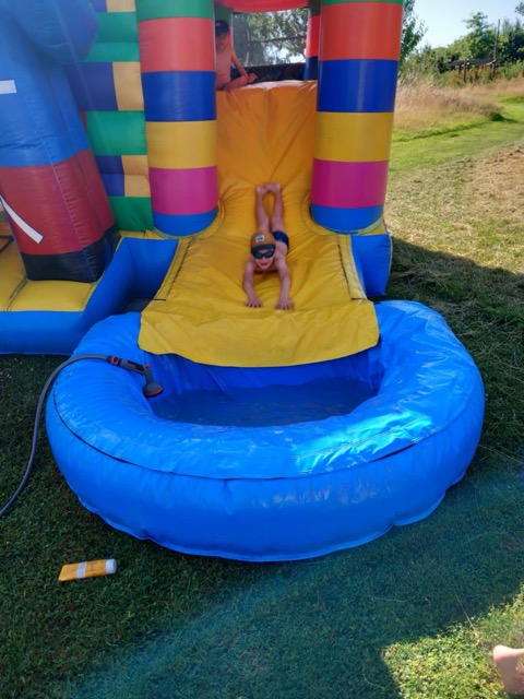 0C254D48-1EBC-43FD-ACFE-0E199693CF8E – Moyenne