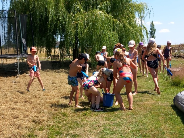 298E77E3-0BCC-4638-BF6F-BE5FDE1BF49D – Moyenne