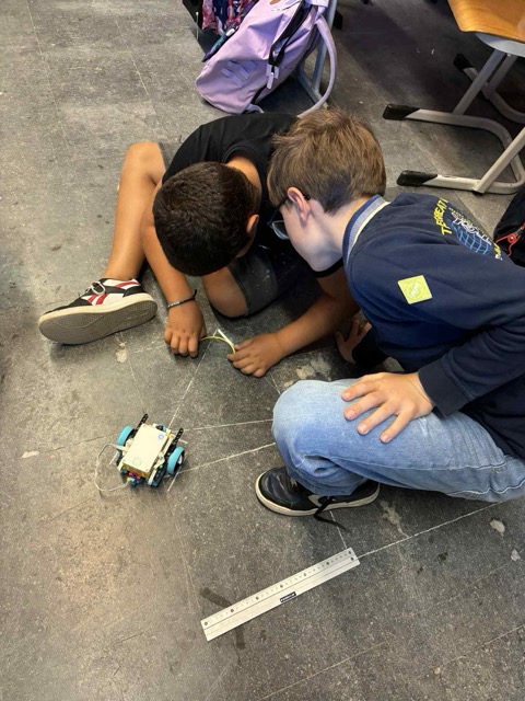 CB79D3A7-1BB4-4862-8F3E-DFE3D9FB0A8D – Moyenne