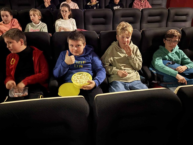 att.ASqBP6SLXXoEcl3JTx7tUYmb05bsF0AD0pZ7qf43e7I – Moyenne